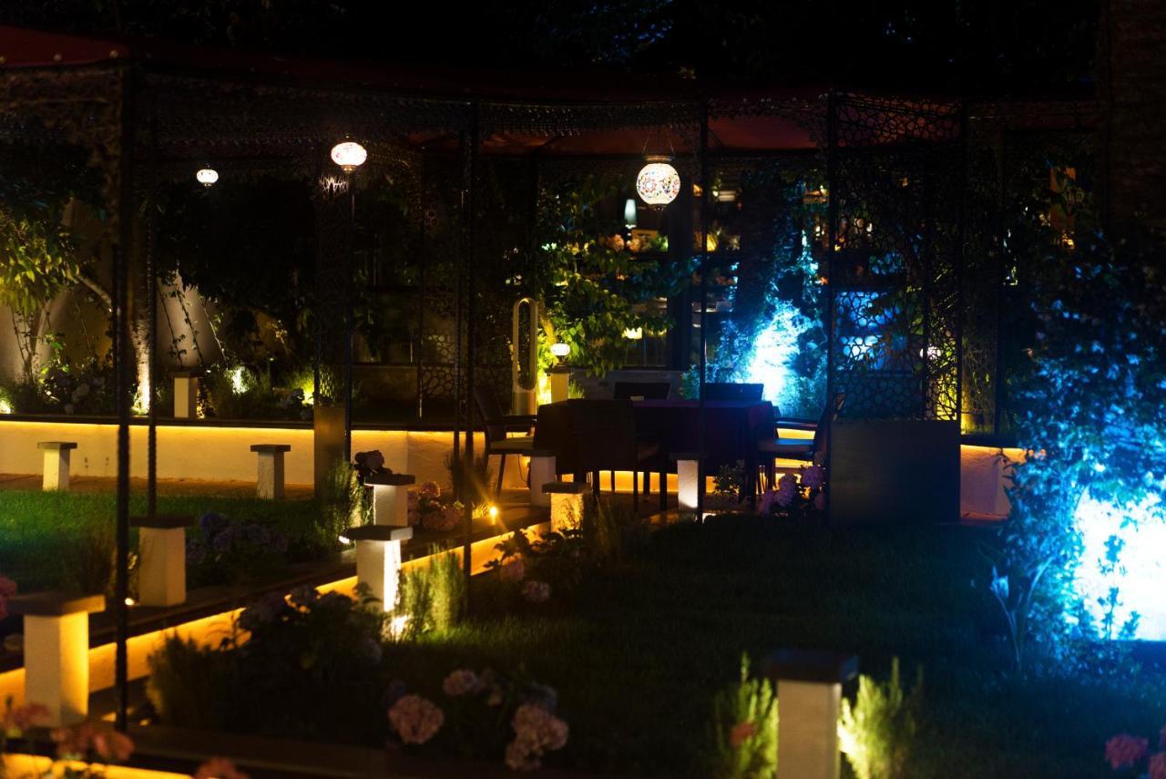 No2 Hotel By Suekrue Adalar Exterior foto